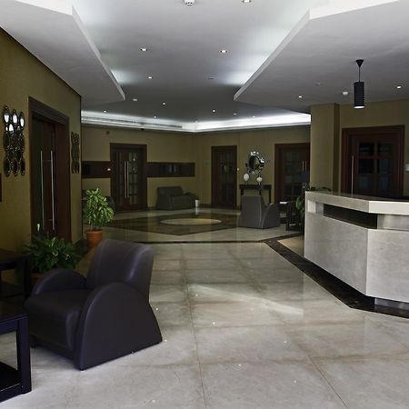 Almoayyed Suites Manama Exterior photo